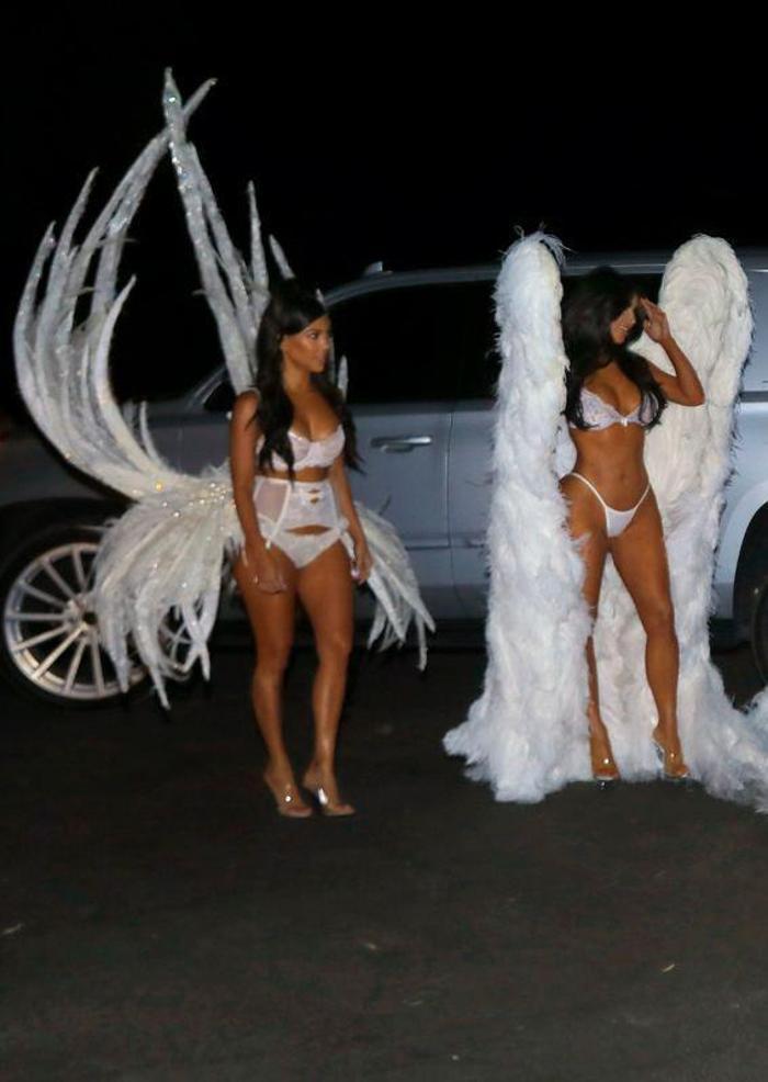 Halloween için Victorias Secret meleği oldular