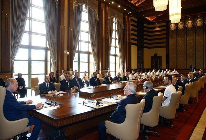 Erdoğan ve Euroleague şampiyonu oyuncular arasında geçen o sohbet