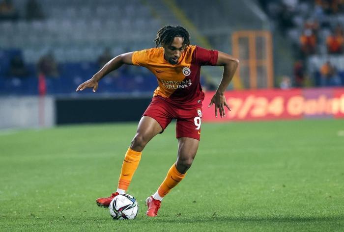 Son dakika | Galatasaraydan Feghoulinin sakatlık durumuna ilişkin açıklama