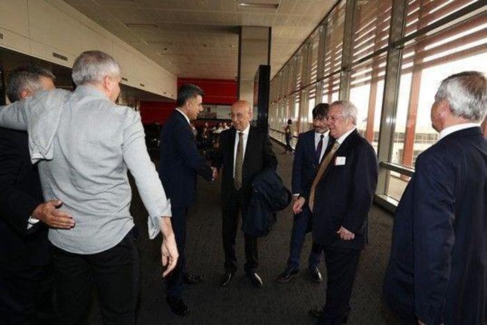 Erdoğan ve Euroleague şampiyonu oyuncular arasında geçen o sohbet