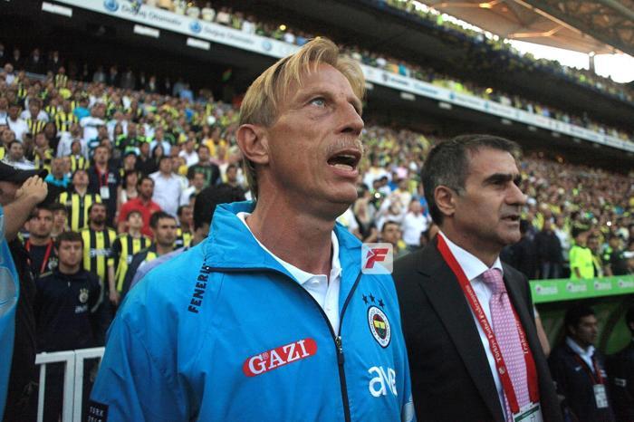2) CHRISTOPH DAUM