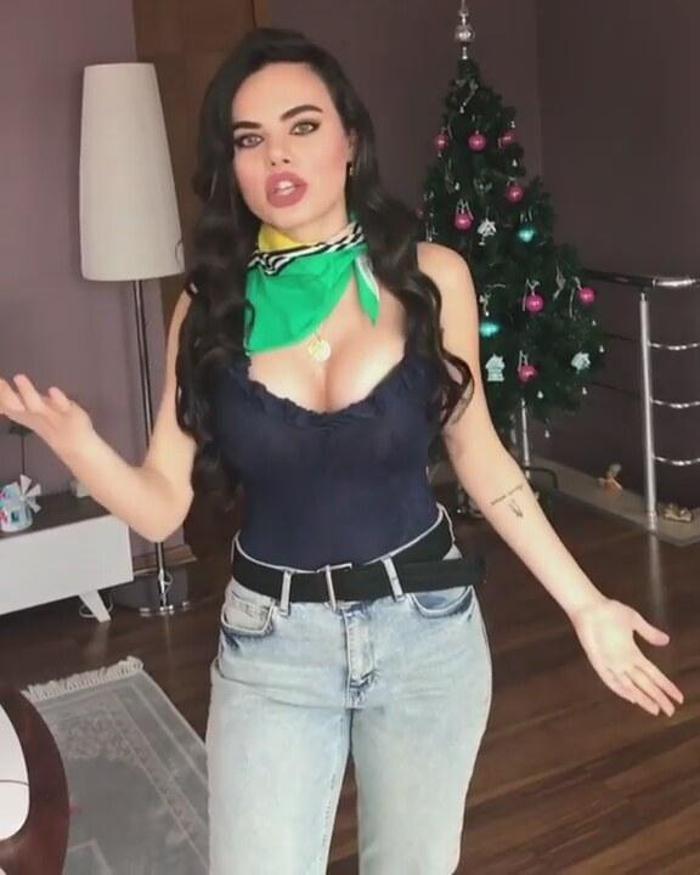 Çapa Tıpın yıldızı Berika Demirden ortalığı karıştıran açıklama
