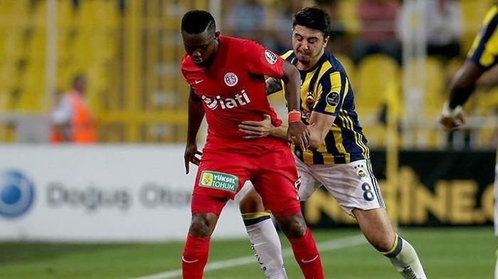 Fenerbahçede Ozan Tufan için flaş karar