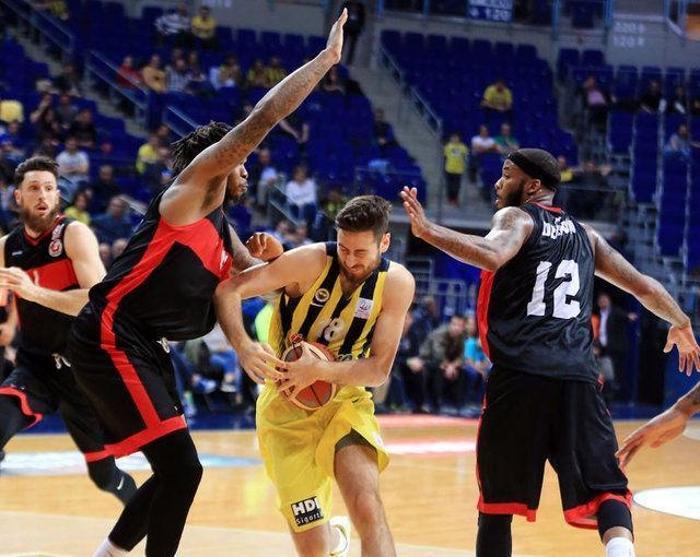 Fenerbahçenin basketbol takımı oyuncuları ne kadar kazanıyor
