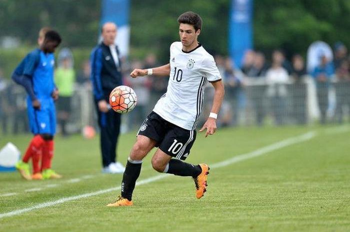 UEFA takip edilecek 10 futbolcuyu açıkladı