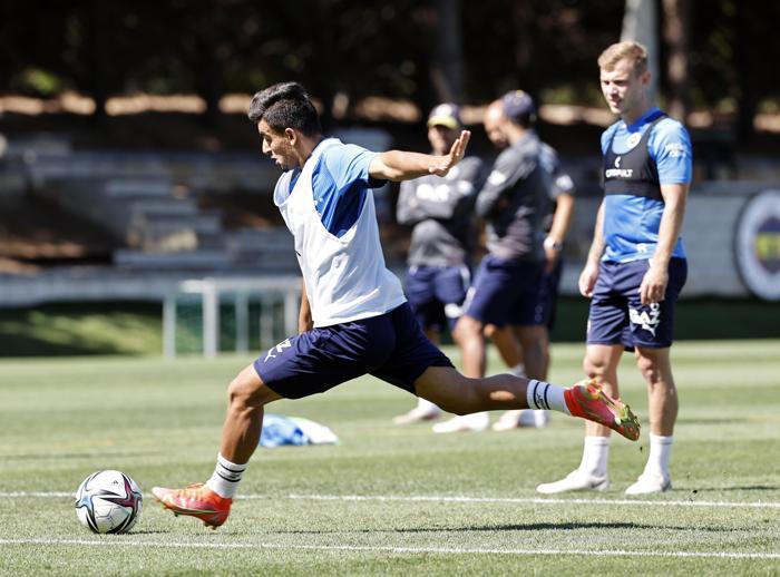 Fenerbahçede son dakika Miguel Crespo ve Pelkas takımla çalıştı