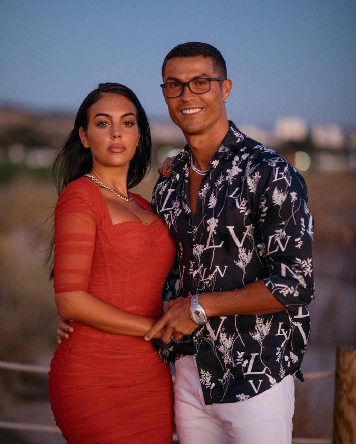 Cristiano Ronaldo - Georgina Rodriguez aşkı belgesel oluyor