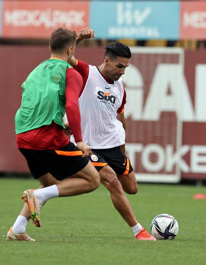 Galatasarayda son dakika Falcaonun gitme şartı belli oldu...