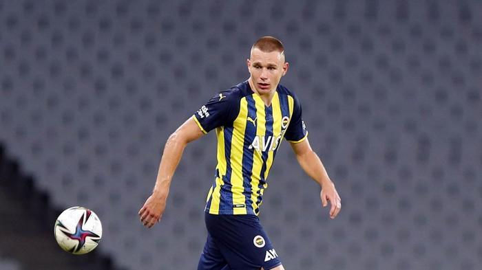 Fenerbahçenin Adana Demirspor maçı muhtemel 11i