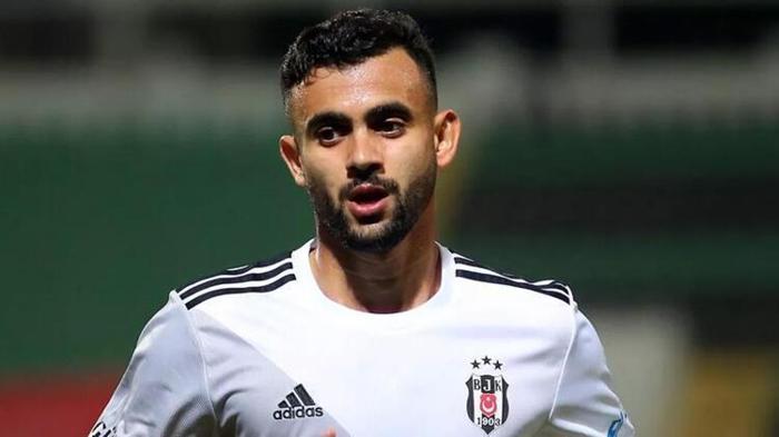 Son dakika Beşiktaş transfer bombalarını patlatıyor