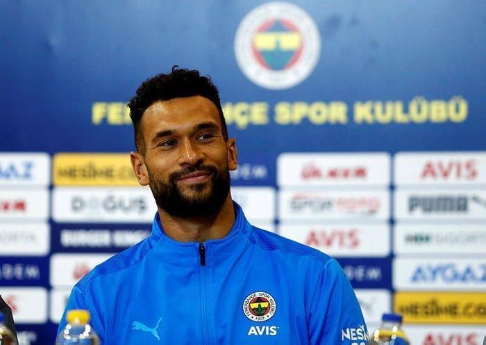 Son dakika: Fenerbahçeden Ozan Tufan ve Dimitris Pelkas kararı