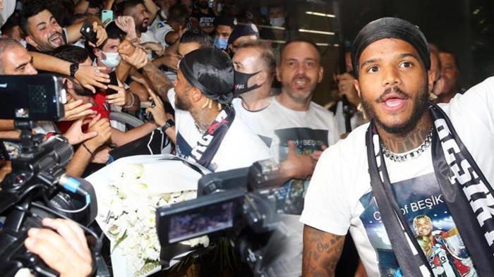 Son dakika BJK transfer haberi Beşiktaş dünya yıldızı için ateşi yaktı Menajeriyle yeniden görüşecek