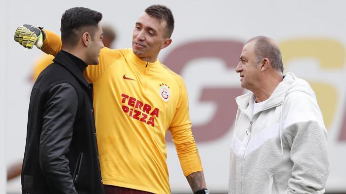 Son dakika: Galatasaray ve Fenerbahçe yine karşı karşıya Fatih Terimin eski öğrencisini istiyor