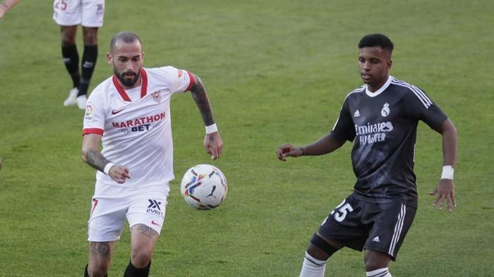 Son dakika Fenerbahçe ve Galatasaray arasında Aleix Vidal savaşı