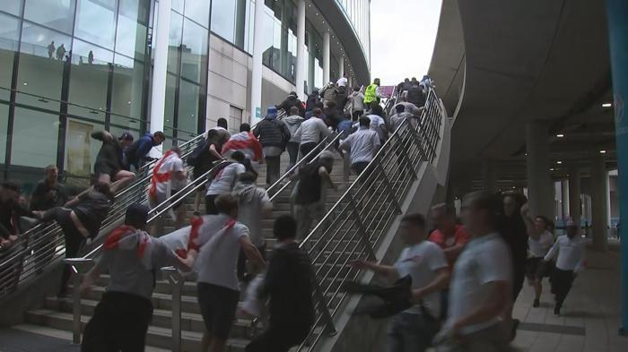 EURO 2020 finalindeki görüntüler Heysel Faciasını hatırlattı