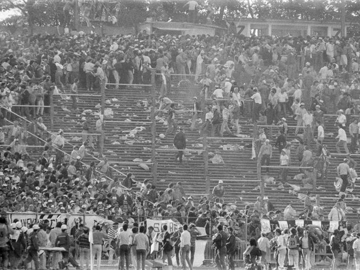EURO 2020 finalindeki görüntüler Heysel Faciasını hatırlattı
