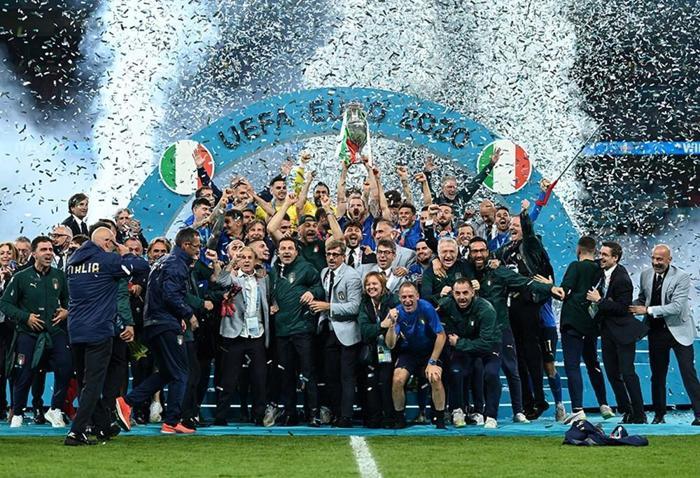 EURO 2020 nasıl geçti Rekorlar, hayal kırıklıkları...