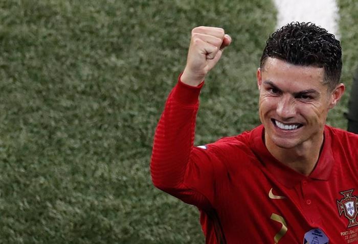 EURO 2020 nasıl geçti Rekorlar, hayal kırıklıkları...