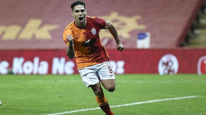 Son dakika Galatasaraylı Falcaodan transfer açıklaması