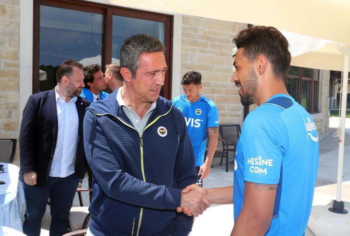 Ali Koç, Fenerbahçe Futbol Takımını ziyaret etti