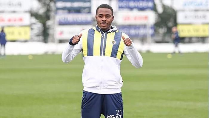 Fenerbahçeye Samuel-Osayi müjdesi 2 katına satacaklar