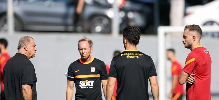 Galatasarayda neşeli ve taraftarlı antrenman Barış Alper Yılmaz ilk kez Floryada