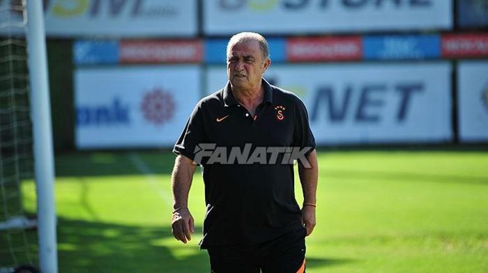 Galatasarayda neşeli ve taraftarlı antrenman Barış Alper Yılmaz ilk kez Floryada