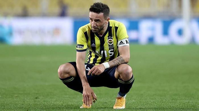 Son dakika Fenerbahçede Gökhan Gönülün yerine sürpriz transfer