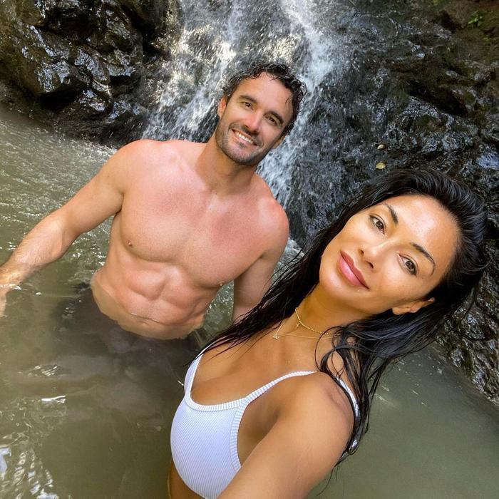 Thom Evans ve Nicole Scherzinger tatilde