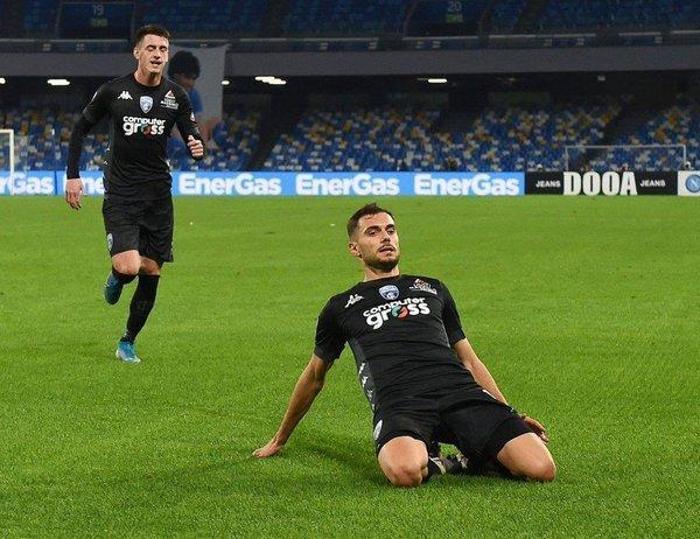 Son dakika Galatasaray transfer haberi 10 numaraya Nedin Bajrami atağı