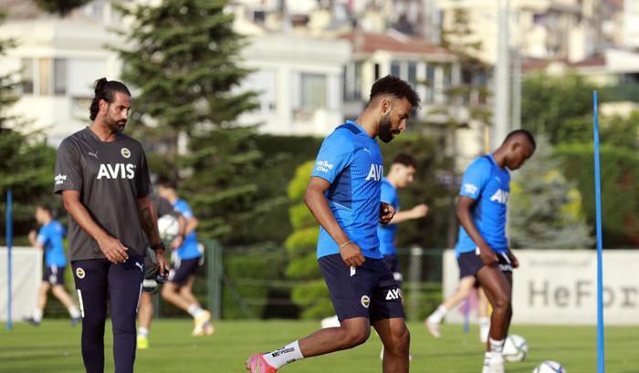Fenerbahçe idmanında o detay gözlerden kaçmadı