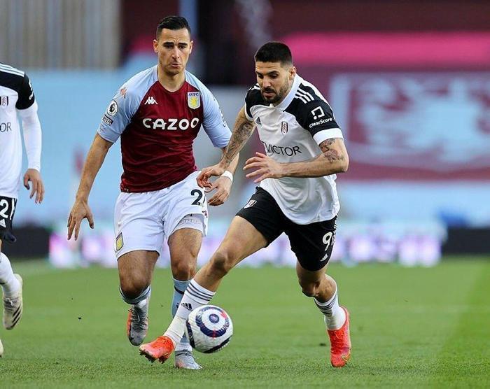 Yıldız golcüden Beşiktaşa kötü haber Aleksandar Mitrovic ve Edin Dzeko...