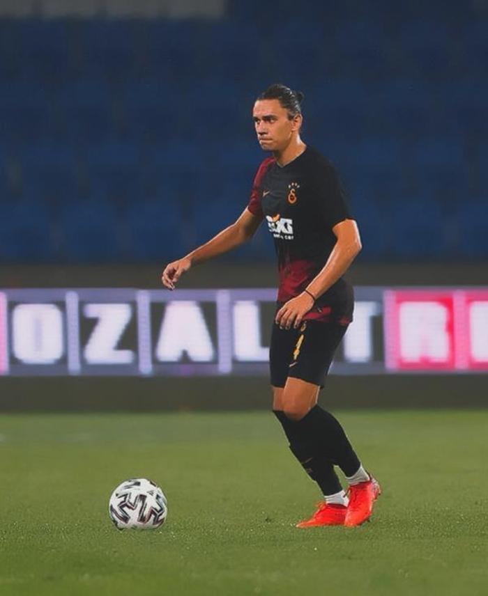 Son dakika: Galatasarayda Taylan Antalyalıya yeni sözleşme
