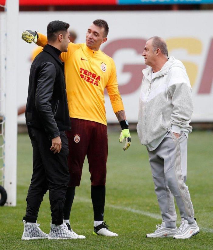 Galatasarayın Ozan Kabak planı