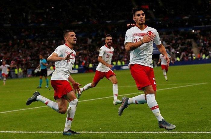 SOL BEK İÇİN İKİ ADAY