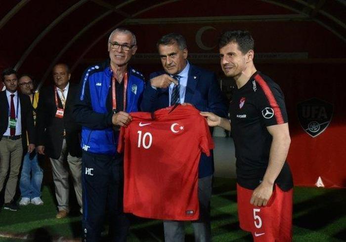 Son dakika Emre Belözoğlunun yeni takımı belli oluyor