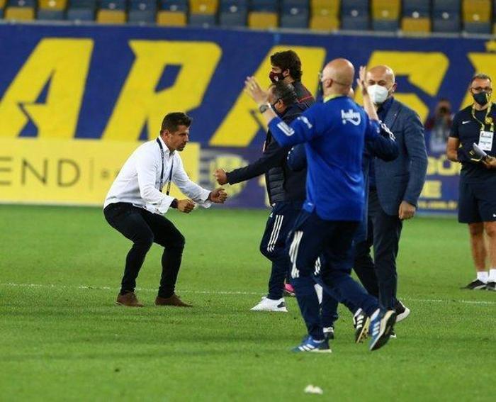 Son dakika Emre Belözoğlunun yeni takımı belli oluyor
