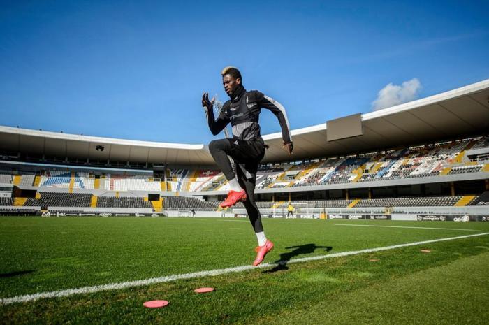 Beşiktaş transfer haberi: Sağ beke Falaye Sacko hamlesi