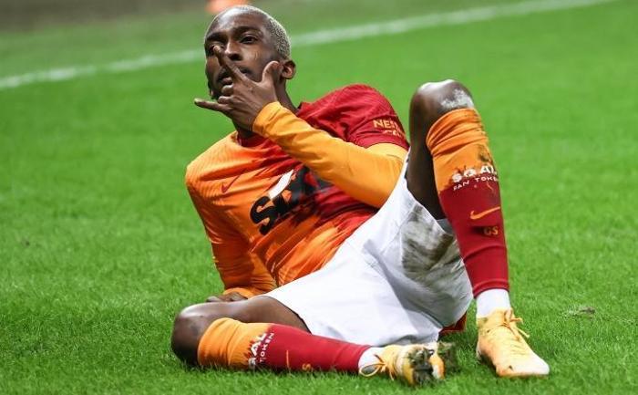 Galatasarayda transfer harekatı 2 isim yolcu