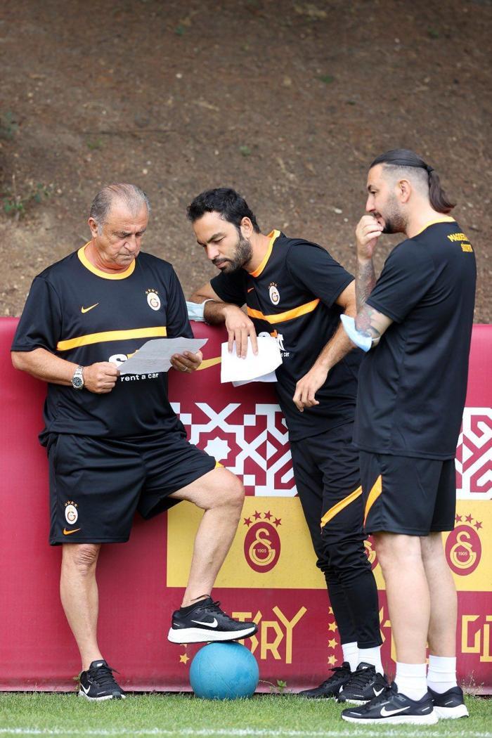 Son dakika Galatasaray haberi Fatih Terim raporunu sundu İşte takımdan ayrılacak isimler
