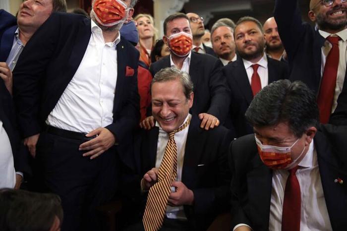 TERİMLE UYUMLU GİDECEK BİR ANLAYIŞ