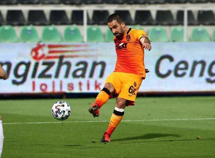 ARDA TURAN 1 YIL DAHA GALATASARAYDA