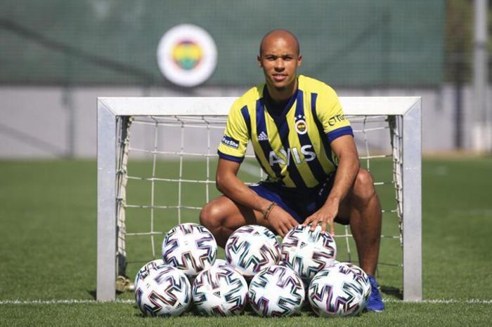 Son dakika transfer haberi - Fenerbahçede 3 ayrılık birden