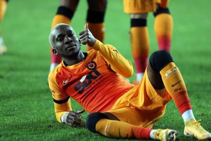 OLYMPIAKOS, MONACO İLE GÖRÜŞMELERE BAŞLADI