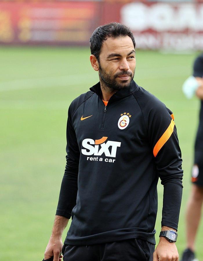 Galatasaray yeni transferleriyle sezonu açtı Fatih Terim yok, Selçuk İnan var...