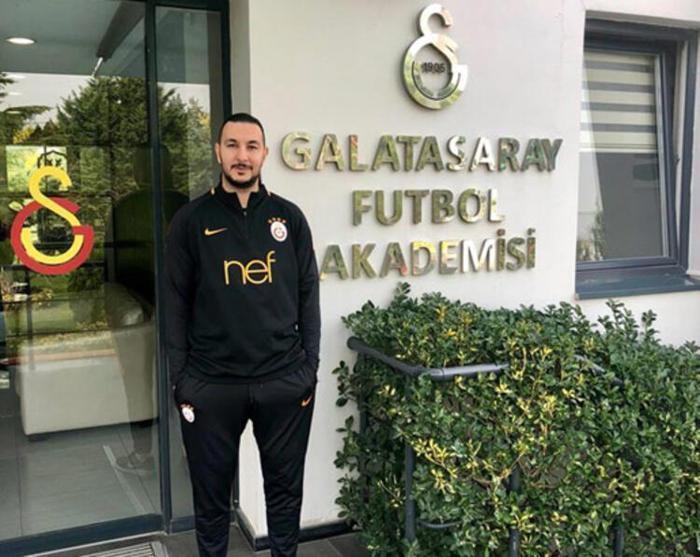 OY KULLANMAK İÇİN AYRILDI