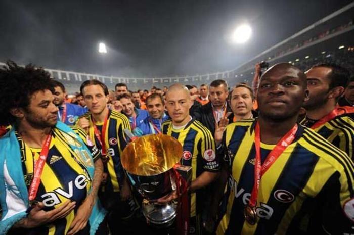 Fenerbahçede son dakika transfer haberi Alex de Souza bombası
