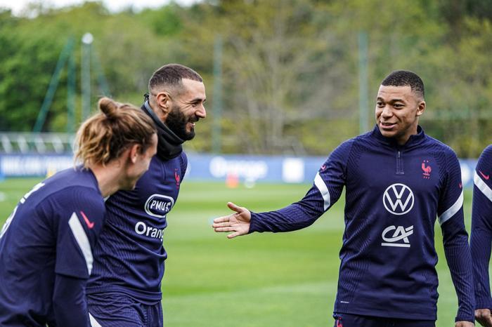 Benzema, Fransa Milli Takımına geri döndü İdmandan kareler...