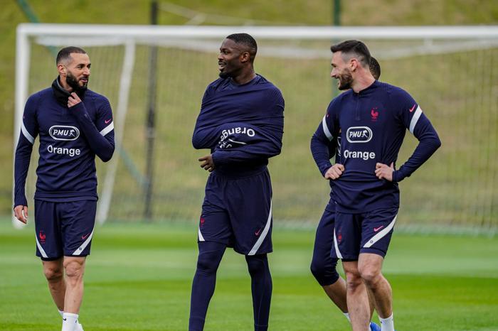 Benzema, Fransa Milli Takımına geri döndü İdmandan kareler...
