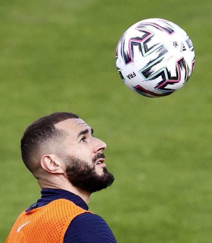 Benzema, Fransa Milli Takımına geri döndü İdmandan kareler...